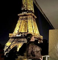 Sexy Marialy - Masajista in Paris