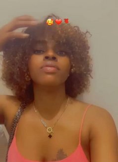 Sexy Maribel - escort in Dubai Photo 3 of 4
