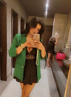 Sexy Maya - escort in Al Manama Photo 5 of 10
