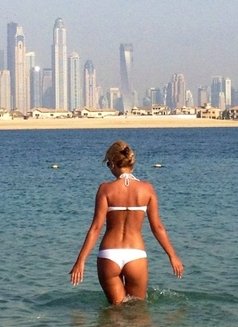 Sexy Meli - escort in Dubai Photo 2 of 7