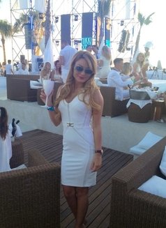 Sexy Meli - escort in Dubai Photo 5 of 7
