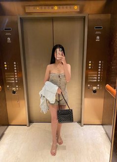 Sexy Mich - escort in Manila Photo 3 of 12