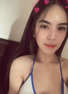 Sexy mich Meet/Cumshow - Transsexual escort in Manila Photo 18 of 19