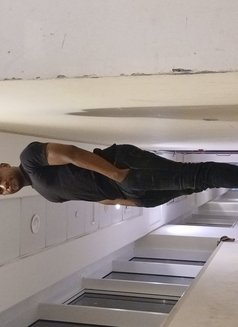Sexy Mike - Male escort in Dubai Photo 1 of 1