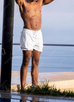 Sexy Mike - Male escort in Dubai Photo 5 of 5