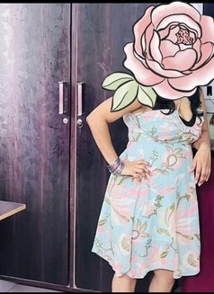 Melting moon...make me maun - escort in Gurgaon Photo 1 of 1