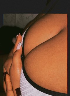 Sexy Missy - escort in Abidjan Photo 2 of 5