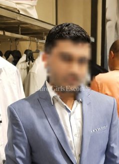 Sexy Model - Male escort in Dubai Photo 1 of 3