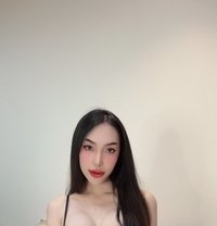 Sexy model young available - Transsexual escort in Abu Dhabi Photo 1 of 10