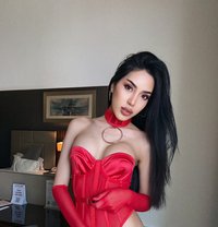 Sexy model young - Transsexual escort in Riyadh Photo 5 of 9