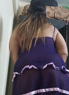 Sexy Namira - puta in Mumbai Photo 23 of 30