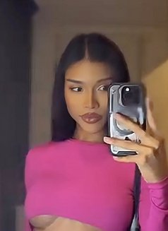 Sexy Natty - Transsexual escort in Bangkok Photo 7 of 10