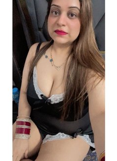Sexy Newly Wedded Independent Women🥰 - escort in Lucknow Photo 3 of 6