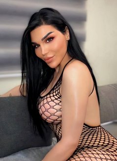 Sexy Nicolitta - Transsexual escort in Beirut Photo 15 of 17