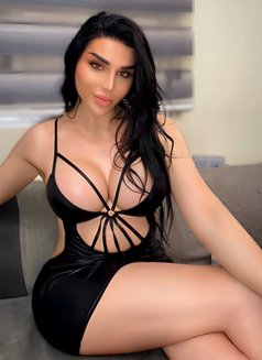 Sexy Nicolitta - Transsexual escort in Beirut Photo 21 of 22