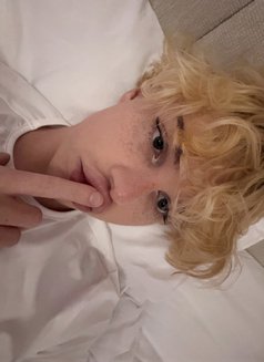 Sexy Niki - Male escort in Dubai Photo 4 of 20