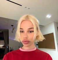 Sexy Niki - Male escort in Dubai Photo 1 of 12