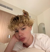 Sexy Niki - Male escort in Dubai