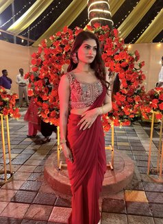 Sexy Nisha - Transsexual escort in Kolkata Photo 14 of 29