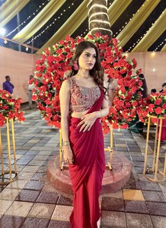 Sexy Nisha - Transsexual escort in Kolkata Photo 20 of 29