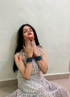 Sexy Nisha - Transsexual escort in Pune Photo 3 of 3