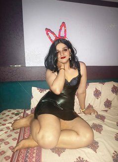 Sexy Nisha - Transsexual escort in Pune Photo 9 of 10