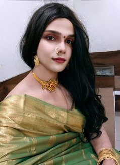 Sexy Nisha Queen - Acompañantes transexual in Pune Photo 2 of 4