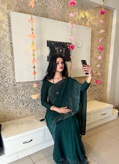 Sexy Nisha Queen - Acompañantes transexual in Pune Photo 3 of 4