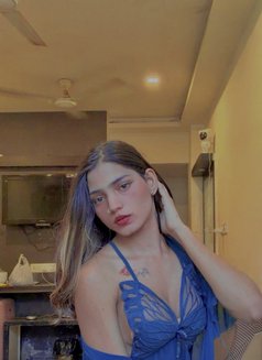 Sexy Nyra - escort in Surat Photo 6 of 8