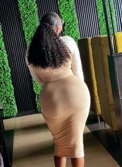 Sexy Pee - puta in Warri Photo 3 of 4