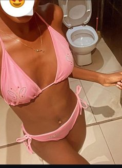 Sexy Kelly (squirter and sloppy blowjob) - escort in Abu Dhabi Photo 4 of 5