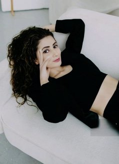 Sexy Pihu Independent Girl 🥵 - escort in Mumbai Photo 2 of 5