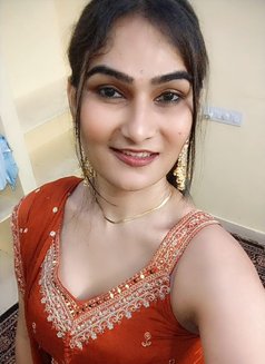 Sexy Pinky - Acompañantes transexual in Bangalore Photo 2 of 4