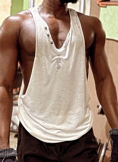 Sexy Pisces - Acompañantes masculino in Lagos, Nigeria Photo 1 of 5