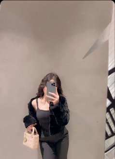 ️🧚Sexy Preet 22 Young independent - puta in Dubai Photo 10 of 12