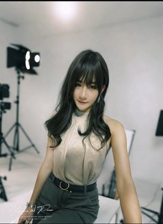 Sexy Qiqi - Transsexual escort in Hong Kong Photo 3 of 9