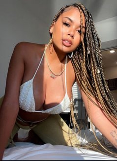 SEXY QUEEN INCALL//OUTCALL// CAM - escort in Noida Photo 3 of 7