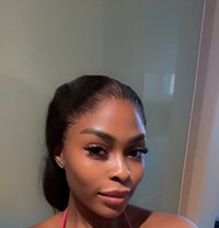 Sexy Queen - escort in Singapore