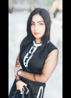 Sexy Radhika Singh - escort in Sharjah Photo 1 of 5