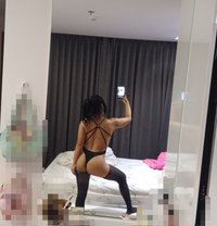 sexy real lady mistress,porn star servic - puta in Bangkok Photo 14 of 15