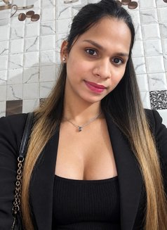 Sexy Reshu - Transsexual escort in Ahmedabad Photo 4 of 9