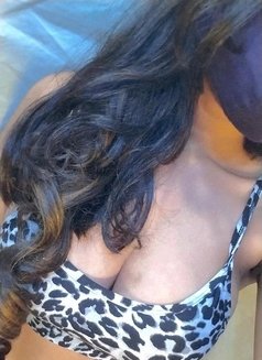 Sexy Riya Only Cam Service - adult performer in Mumbai Photo 2 of 4