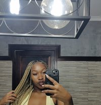Sexy Rose - companion in Muscat