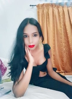 Sexy roshni banglore koramangala - Acompañantes transexual in Bangalore Photo 8 of 10