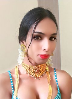 SEXY ROSHNI - Transsexual escort in Chennai Photo 21 of 21