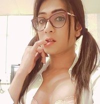 Sexy Ruhi - Transsexual escort in New Delhi