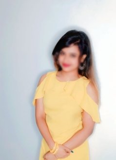 Sexy Ruma Is Ready to Do Sex for Money - puta in Bangalore Photo 3 of 6