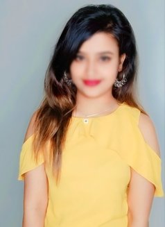 Sexy Ruma Is Ready to Do Sex for Money - puta in Bangalore Photo 4 of 6