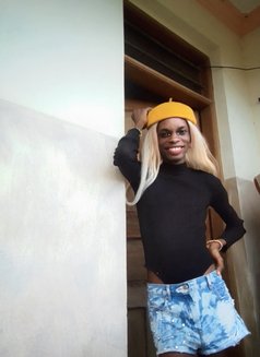Sexy S - Acompañantes transexual in Mombasa Photo 7 of 7
