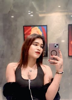 Sexy Samaira - Transsexual escort in Ahmedabad Photo 8 of 24